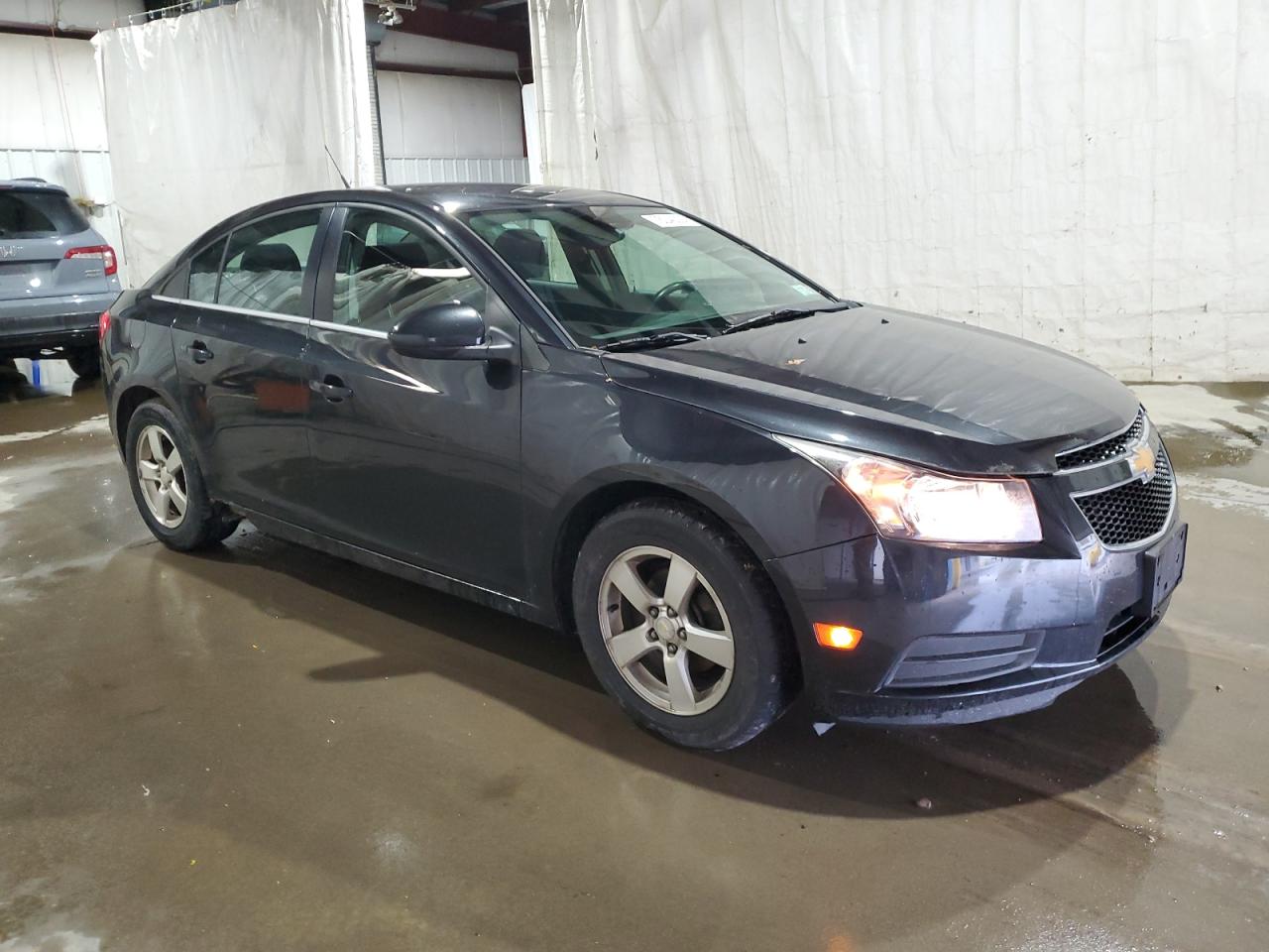 2014 Chevrolet Cruze - Image 4