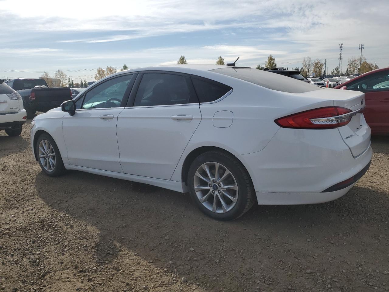 3FA6P0H73HR210360 2017 FORD FUSION - Image 2