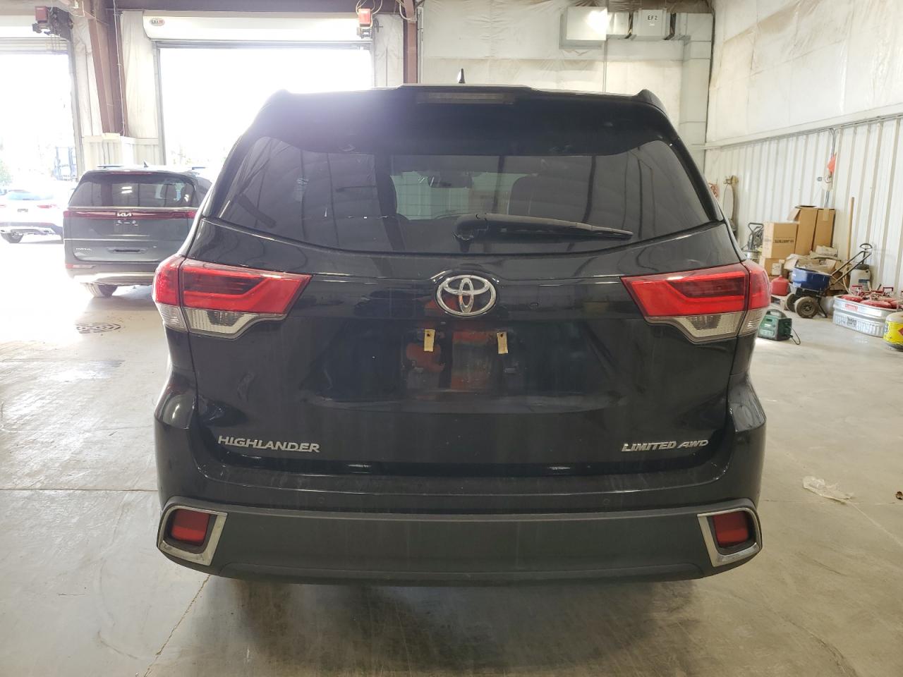 2019 Toyota Highlander Limited VIN: 5TDDZRFH8KS926140 Lot: 73813234