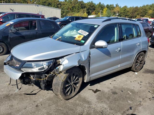 2017 Volkswagen Tiguan S იყიდება Exeter-ში, RI - All Over