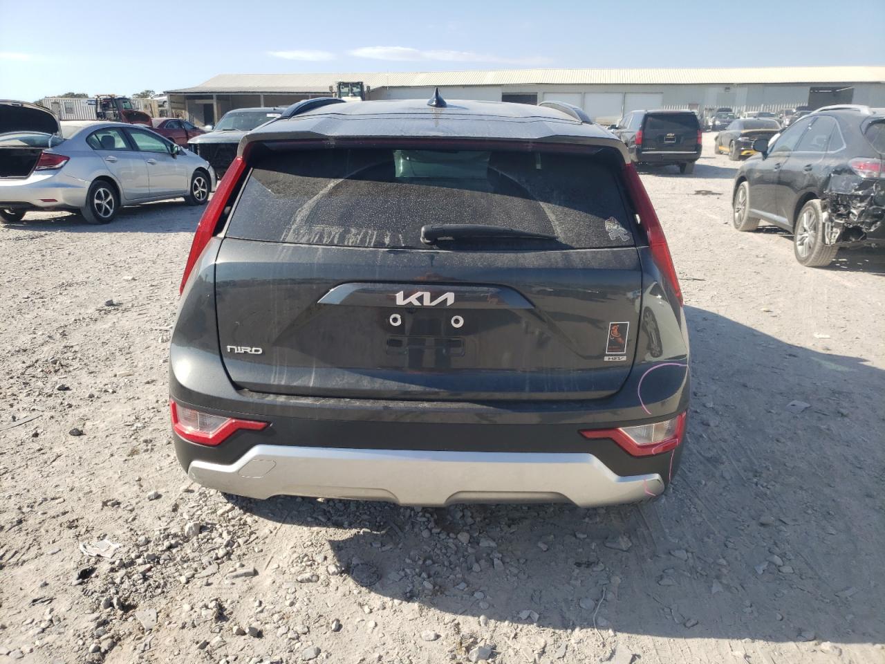 2023 Kia Niro Lx VIN: KNDCP3LE4P5098092 Lot: 77675574