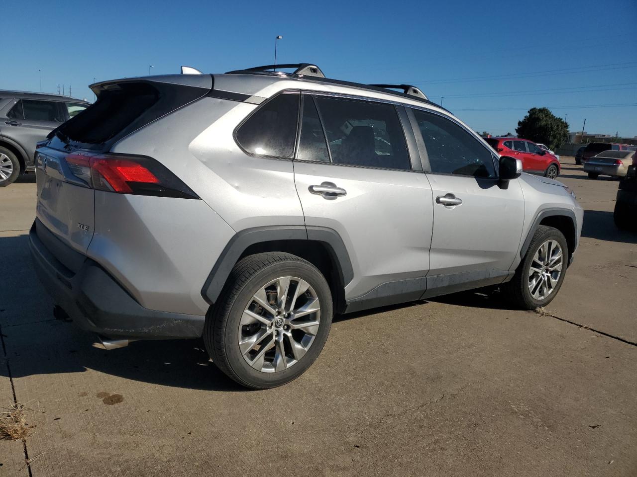 2021 Toyota RAV 4 - Image 3