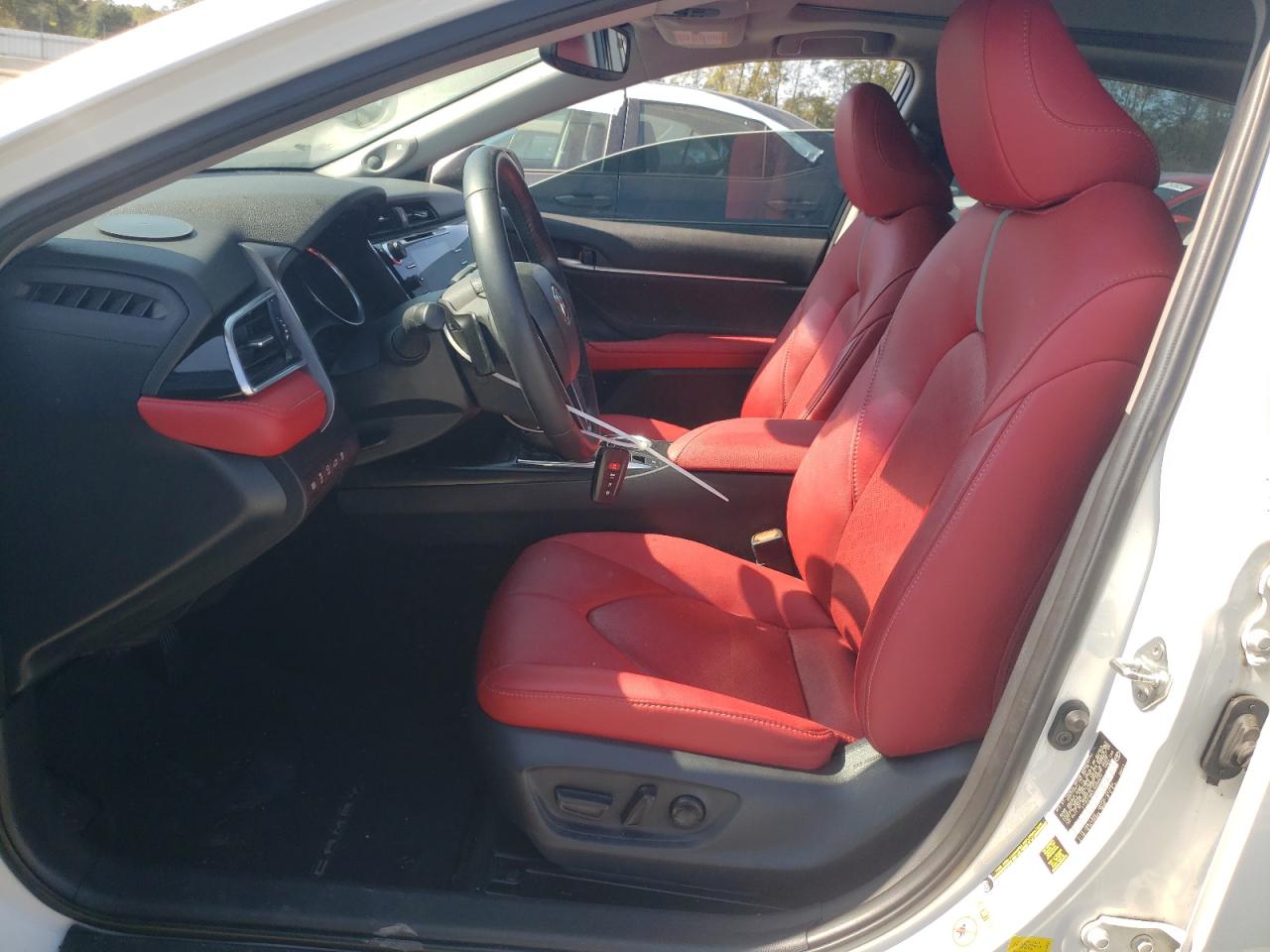 2018 Toyota Camry - Image 7