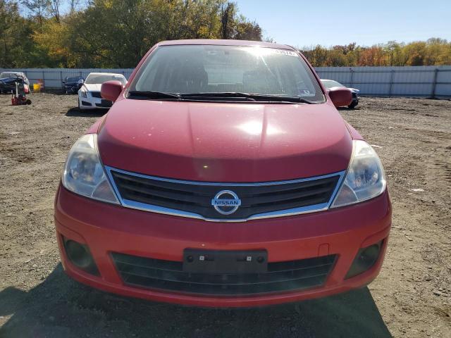  NISSAN VERSA 2012 Красный