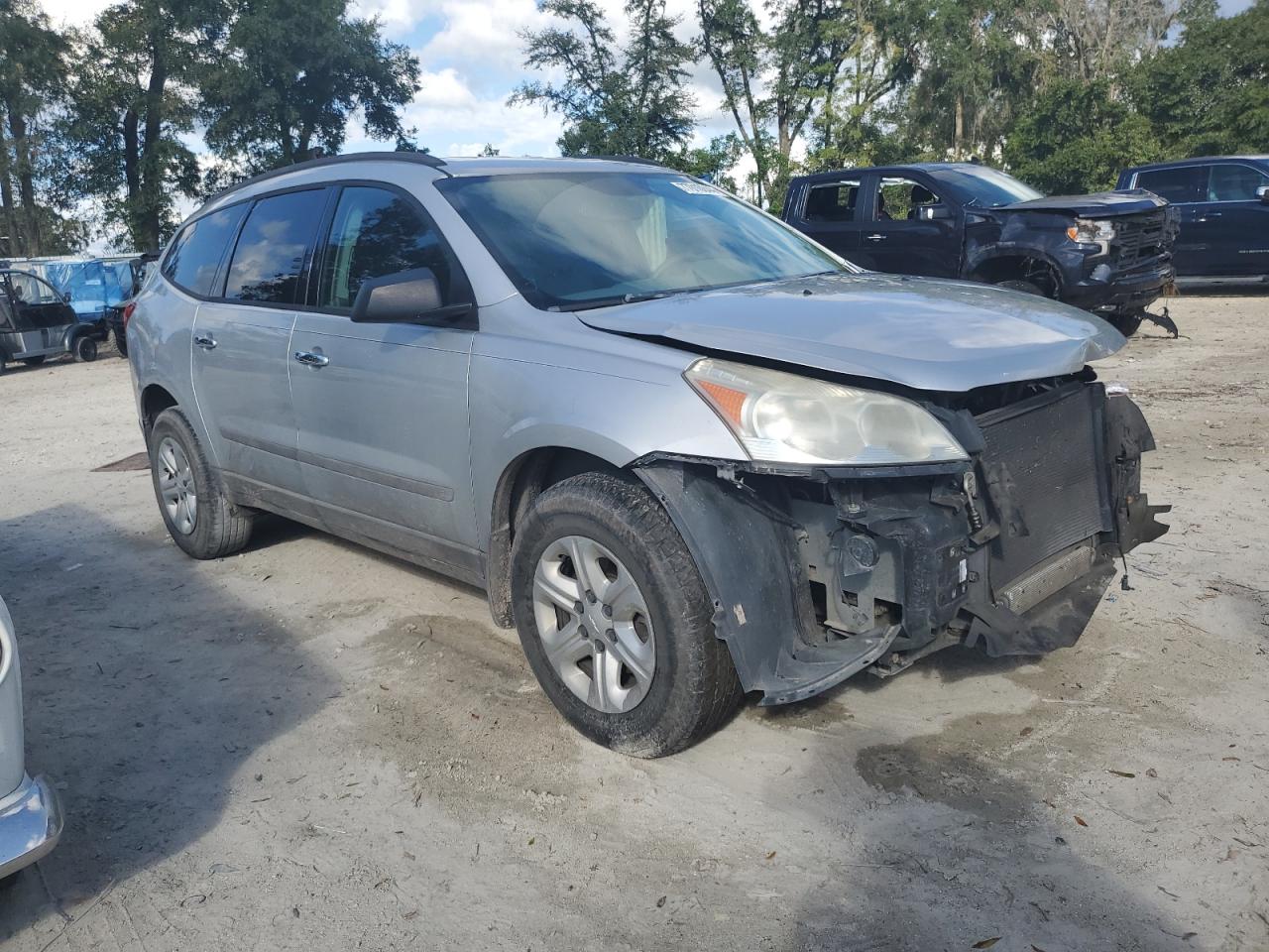 2009 Chevrolet Traverse - Image 4