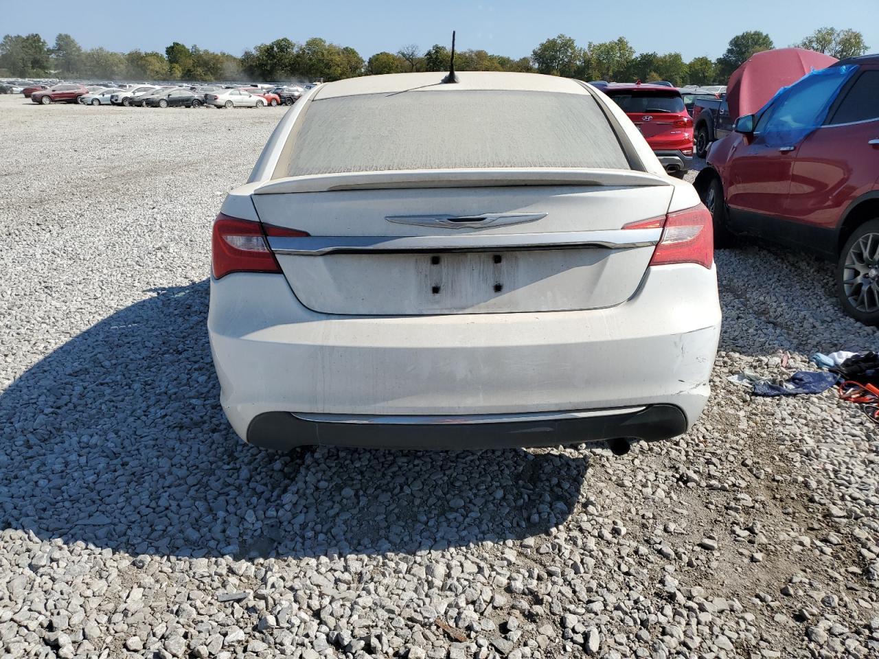 2013 Chrysler 200 Lx VIN: 1C3CCBABXDN608444 Lot: 74896664