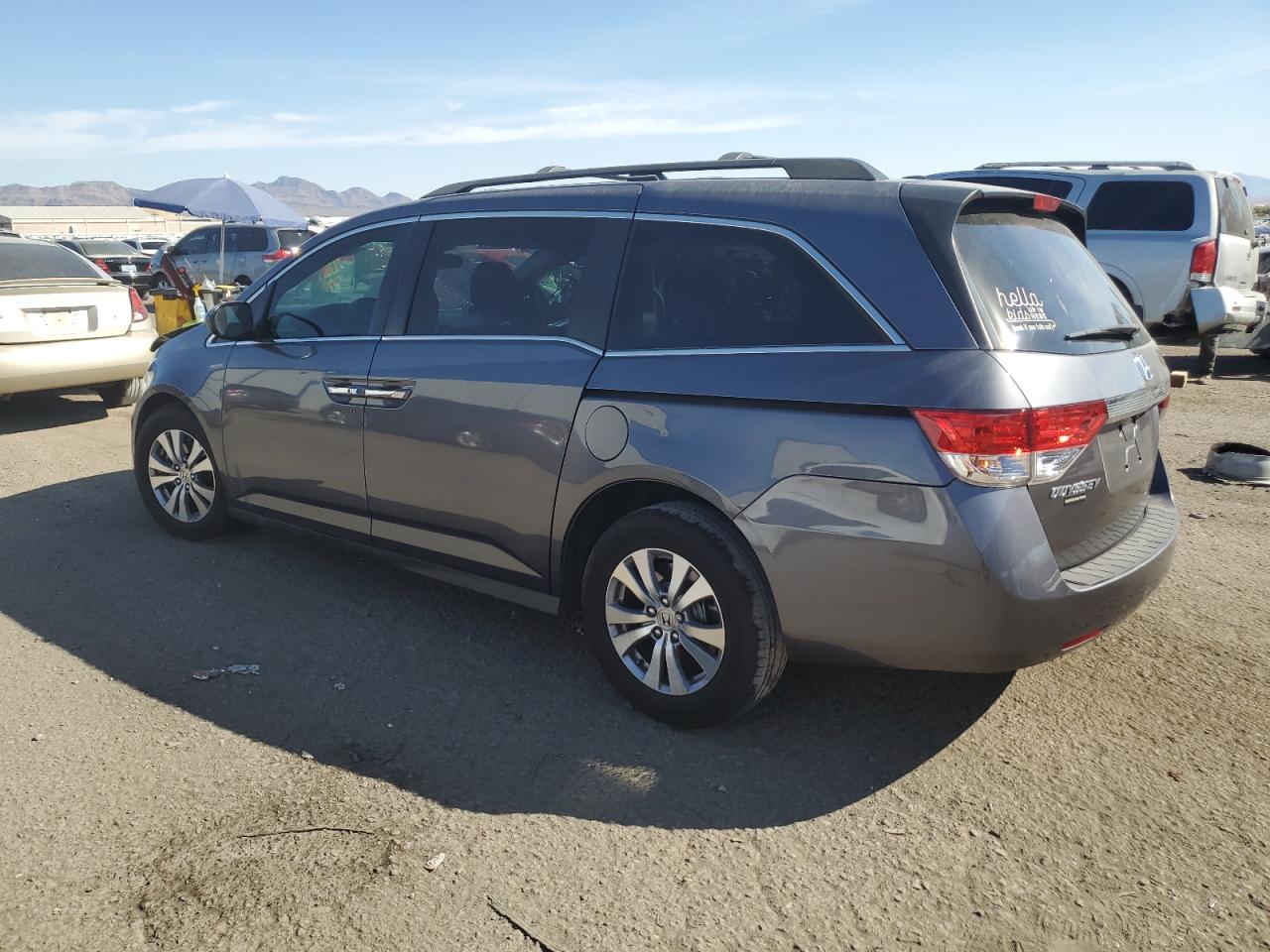 2016 Honda Odyssey - Image 2
