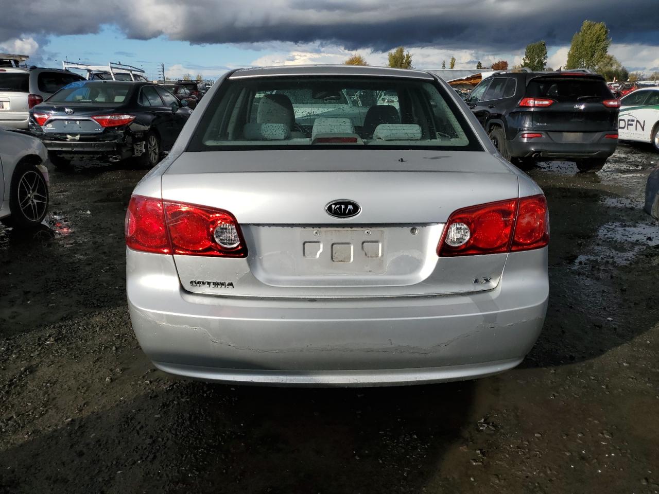 2008 Kia Optima Lx VIN: KNAGE123385258778 Lot: 77699434