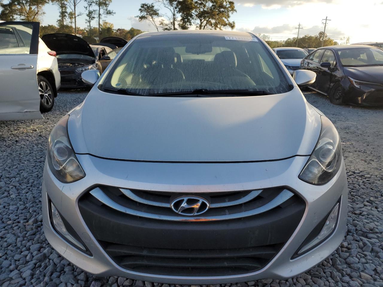 2013 Hyundai Elantra Gt VIN: KMHD35LE7DU090495 Lot: 77133264