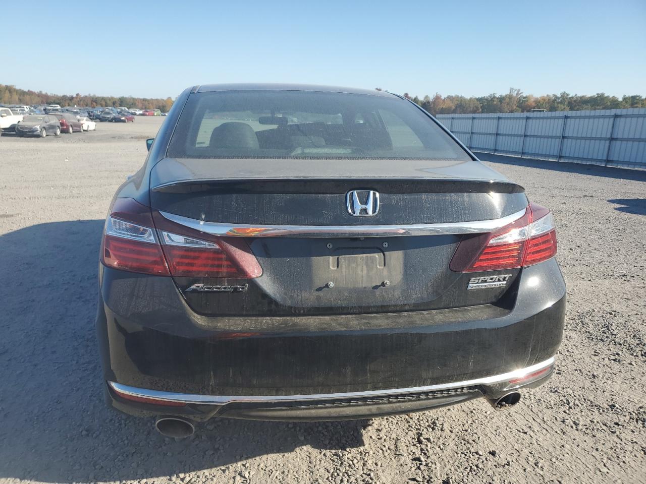 2017 Honda Accord Sport Special Edition VIN: 1HGCR2F14HA280544 Lot: 77684544