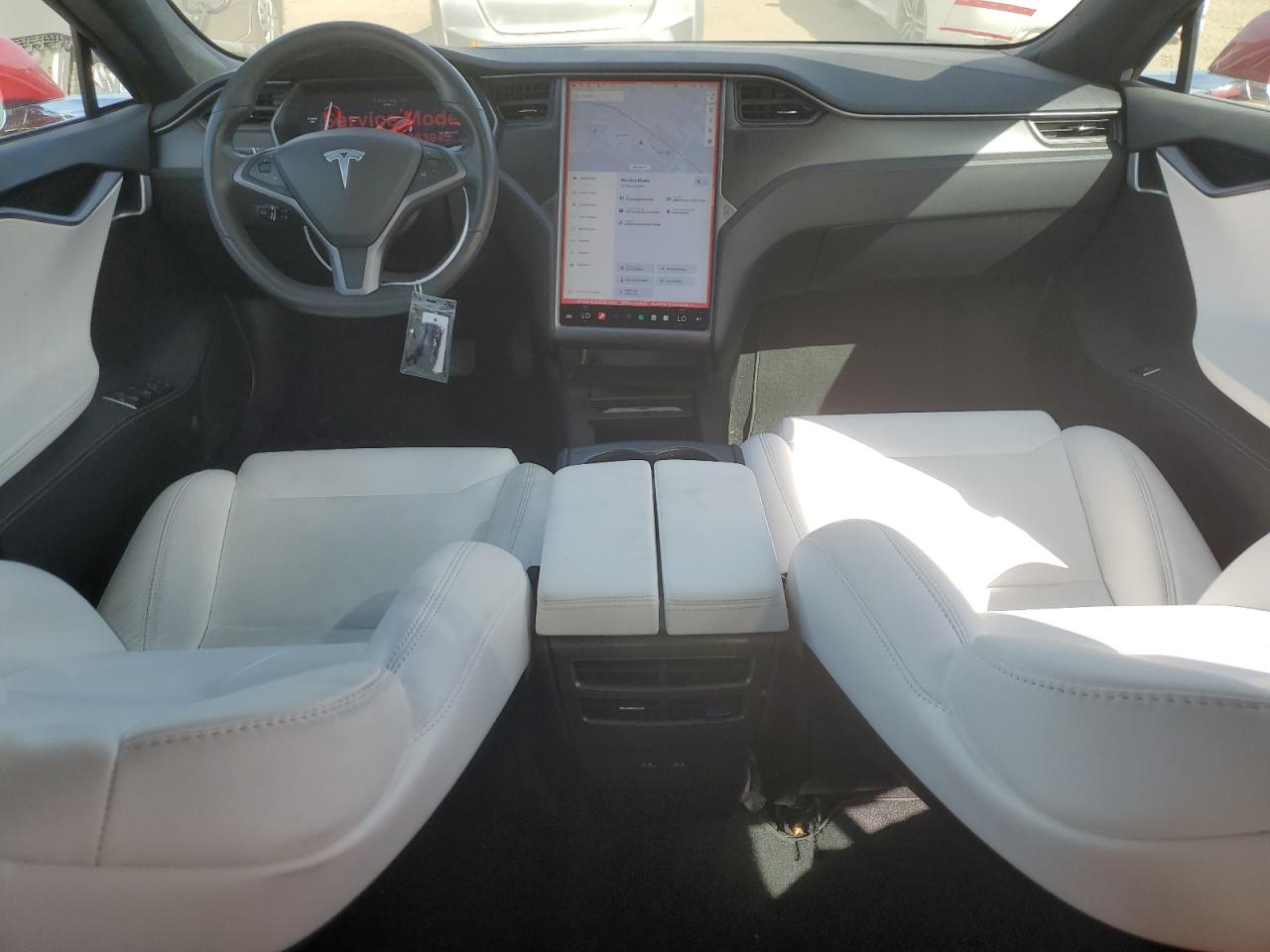 5YJSA1E26JF263943 2018 Tesla Model S