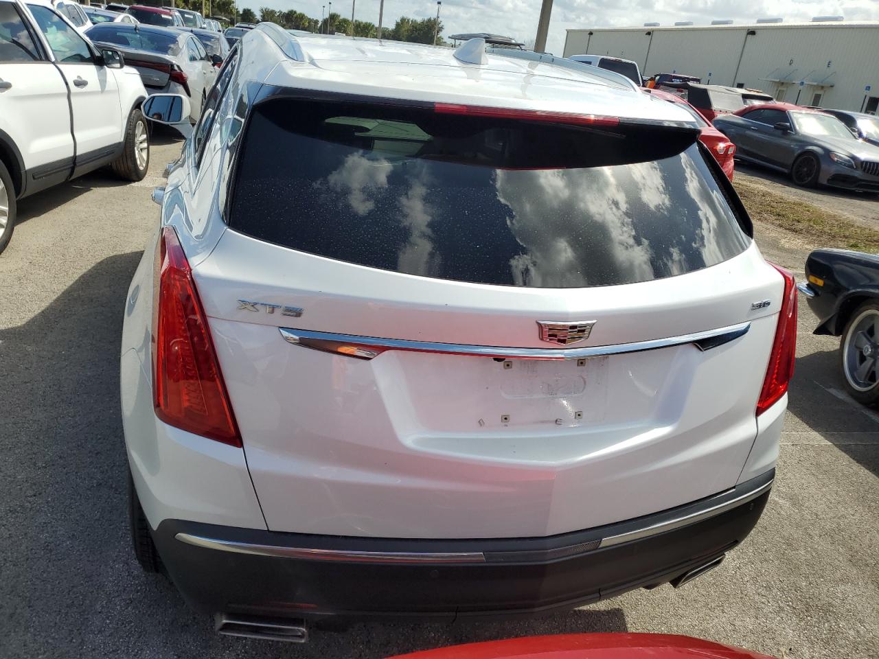 2018 Cadillac Xt5 Luxury VIN: 1GYKNCRS1JZ203308 Lot: 74213614