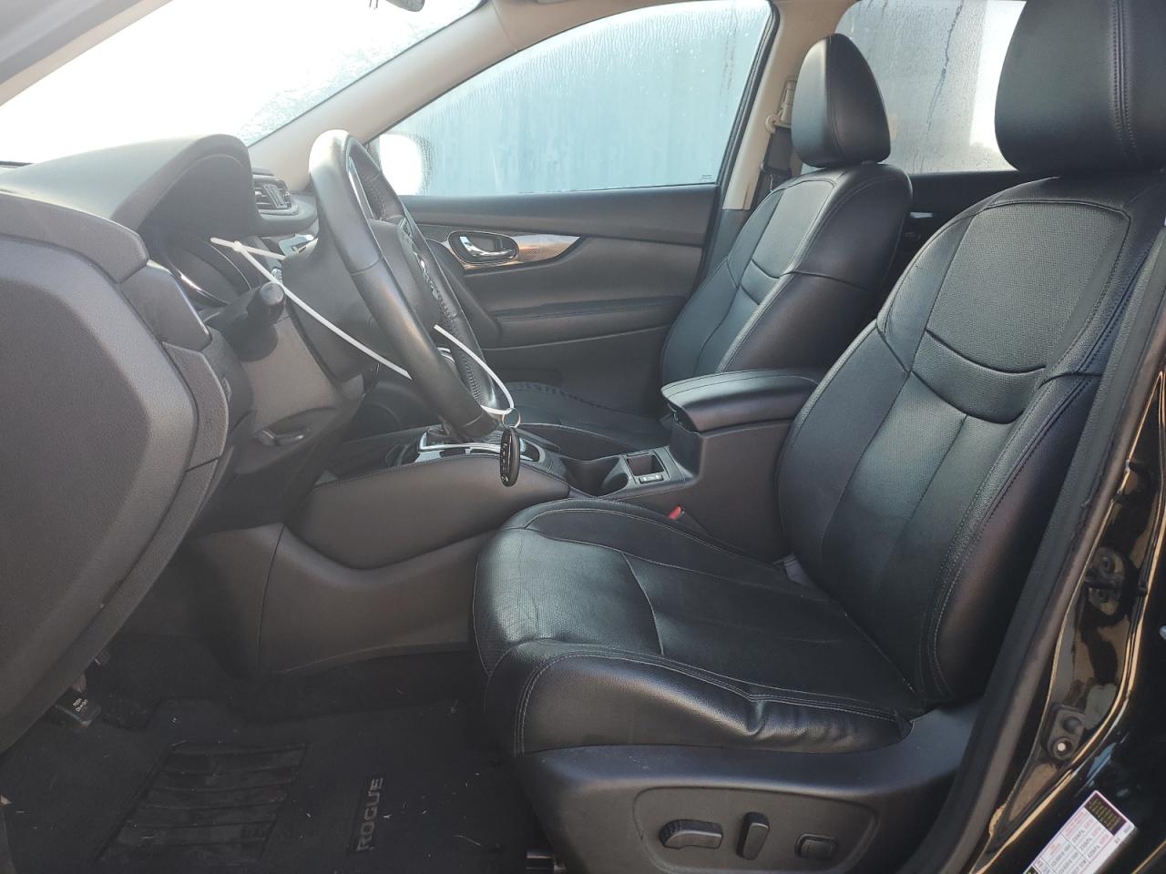 2017 Nissan Rogue - Image 7