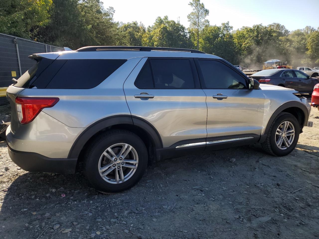 2020 Ford Explorer - Image 3
