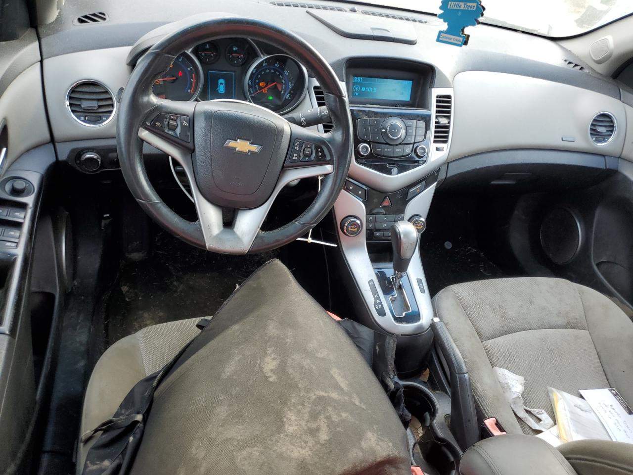 2011 Chevrolet Cruze - Image 8