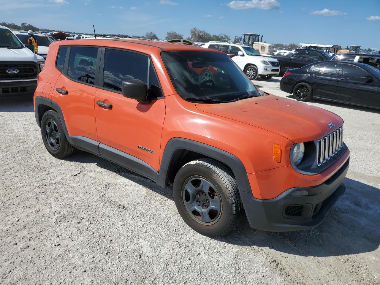 2015 Jeep Renegade - Image 4