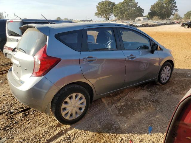 Hatchbacks NISSAN VERSA 2015 Srebrny