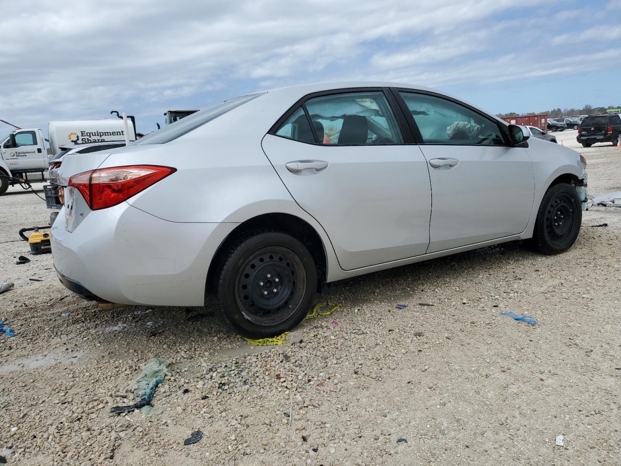 VIN 5YFBURHE3KP897504 2019 TOYOTA COROLLA no.3