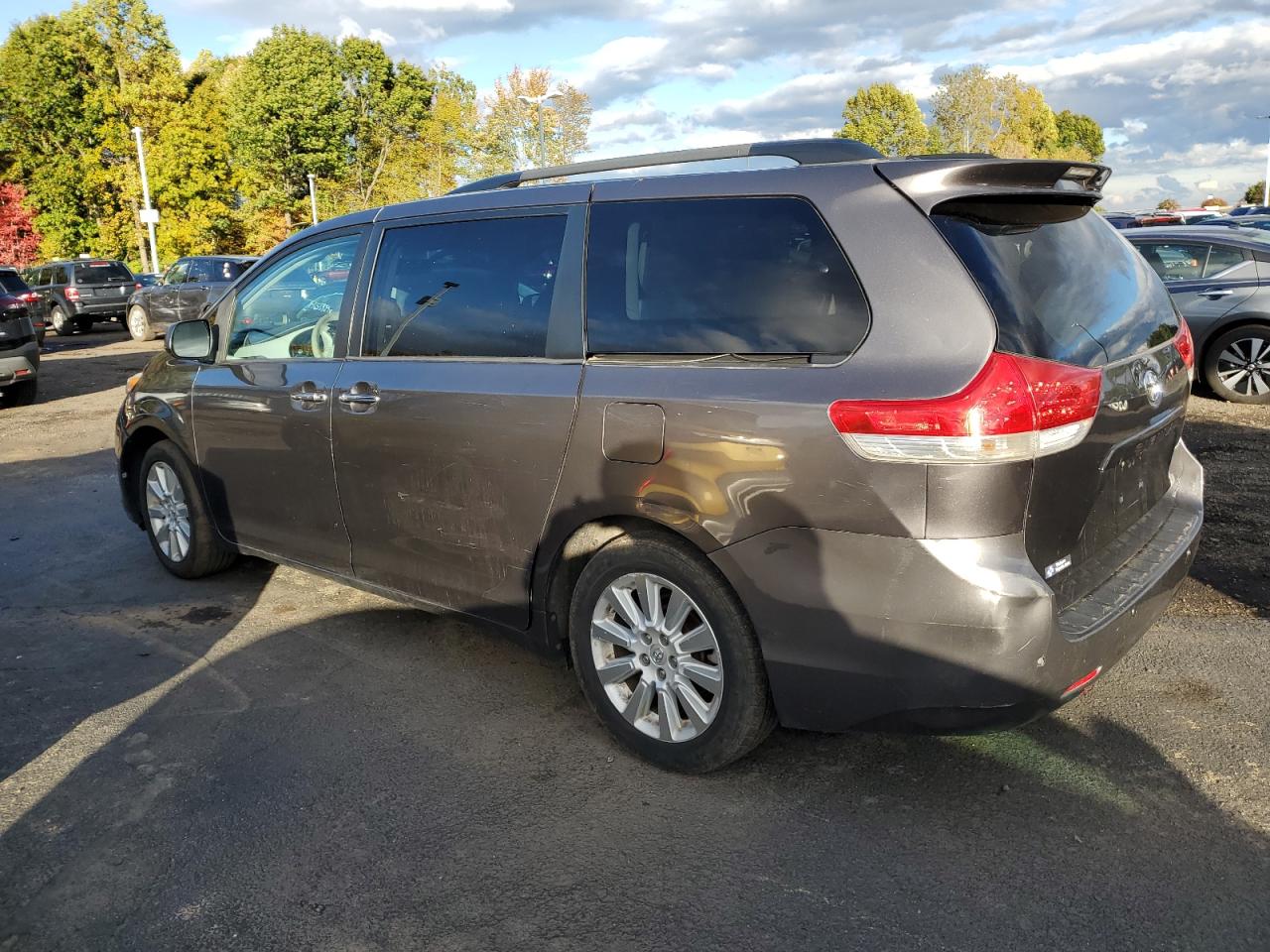 2013 Toyota Sienna Xle VIN: 5TDDK3DC4DS063803 Lot: 76312124