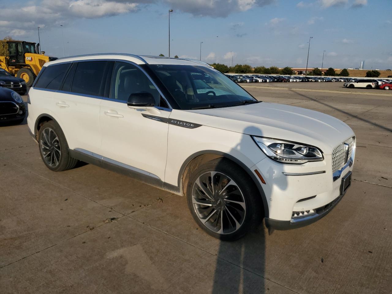 2020 Lincoln Aviator - Image 4