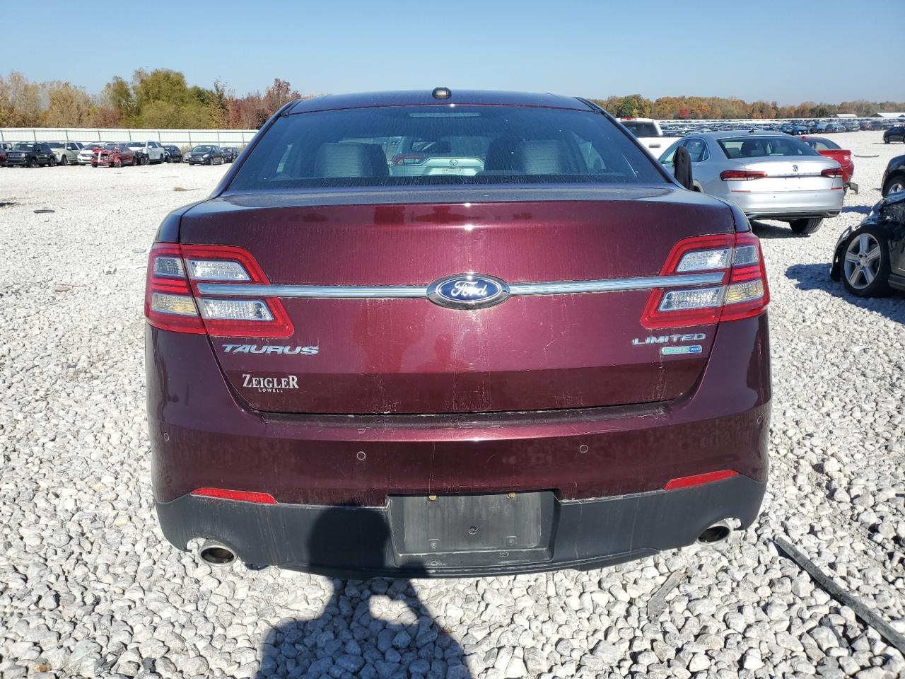 2018 Ford Taurus Limited VIN: 1FAHP2J87JG103865 Lot: 77111204