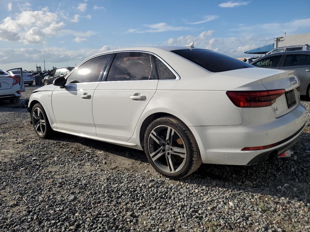 WAUENAF42HN009933 2017 AUDI A4 - Image 2