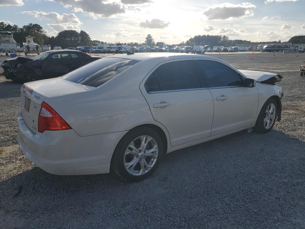 2012 Ford Fusion - Image 3