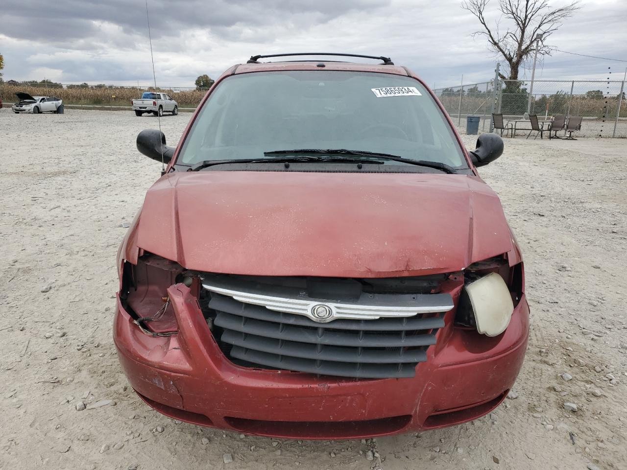 2007 Chrysler Town & Country - Image 5