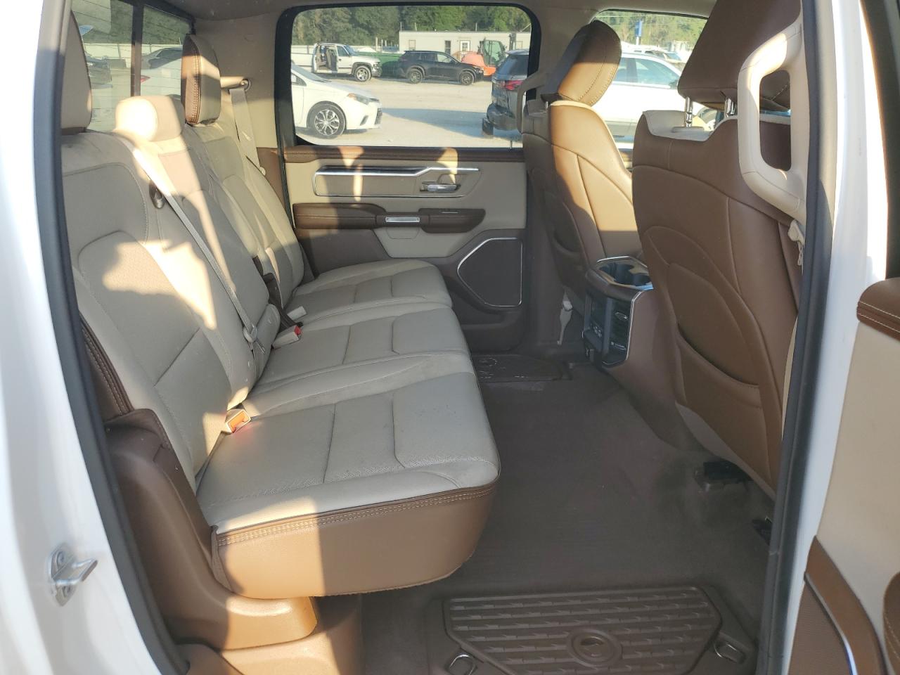 2021 RAM 1500 - Image 11