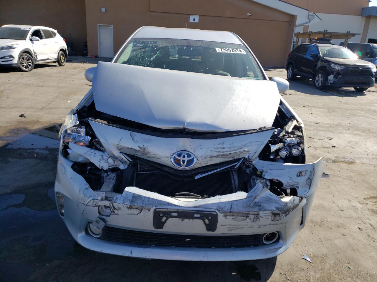 2013 Toyota Prius - Image 5