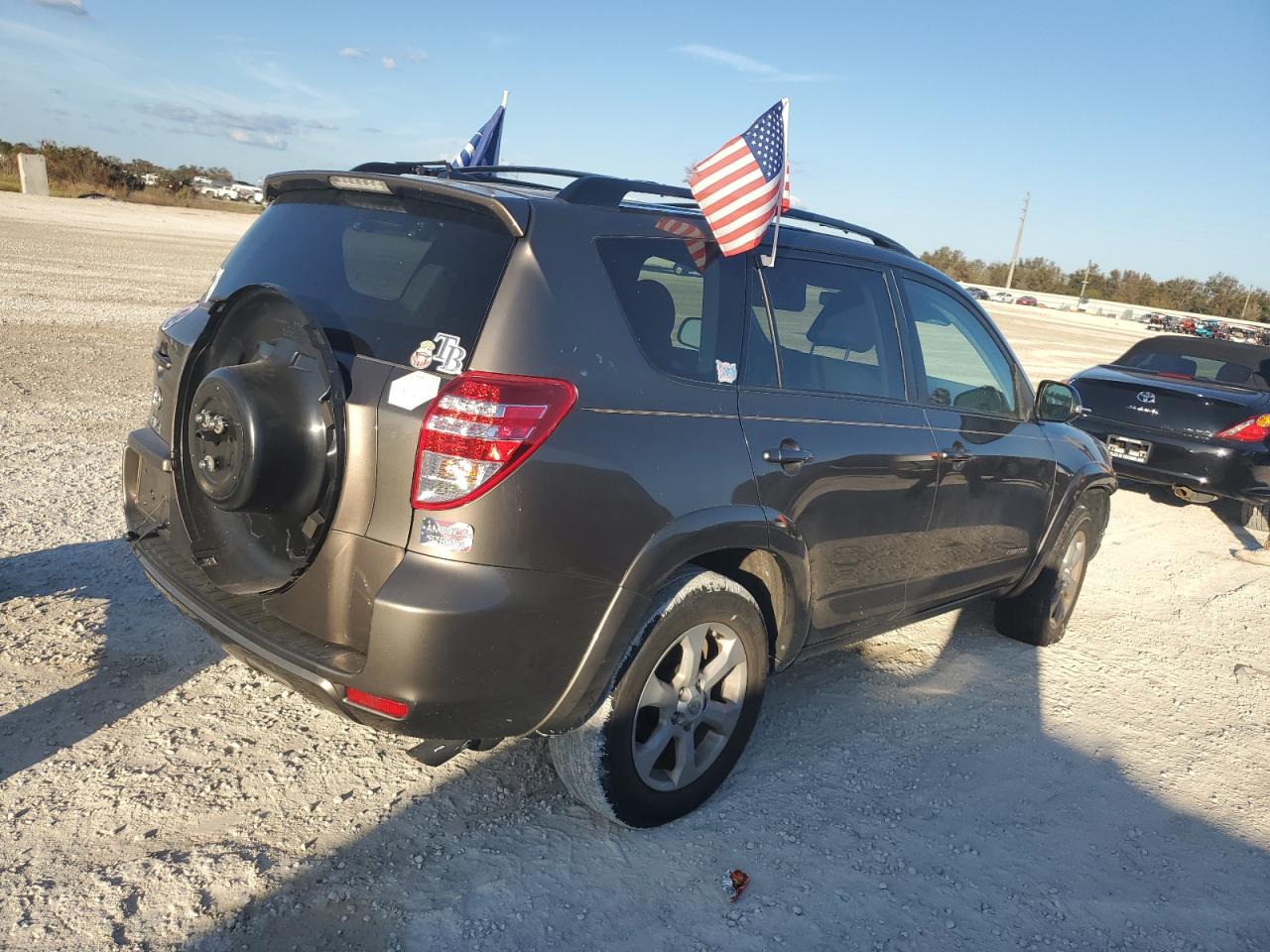 2012 Toyota RAV 4 - Image 3