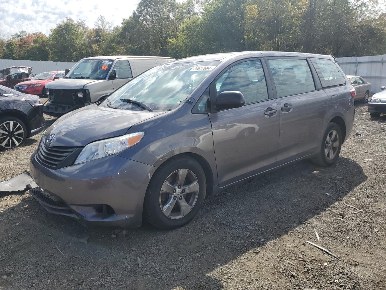 5TDZK3DC3GS696433 2016 TOYOTA SIENNA - Image 1