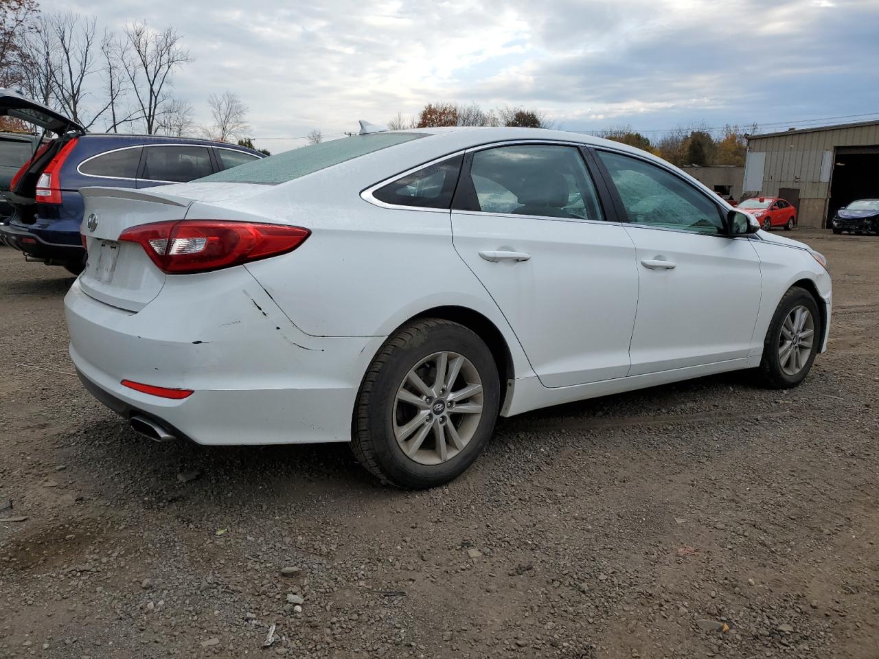2016 Hyundai Sonata - Image 3