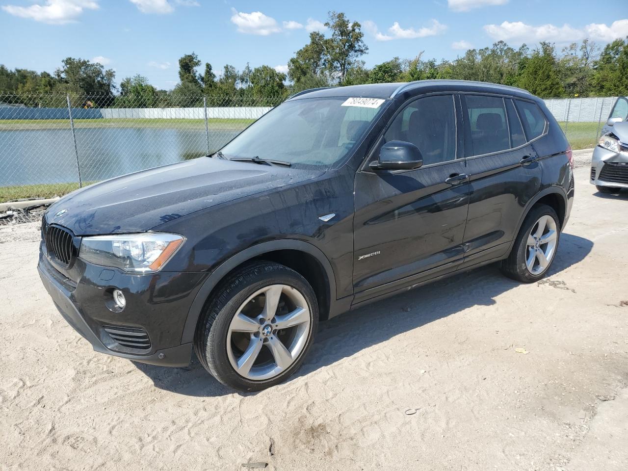 VIN 5UXWX9C5XH0T13715 2017 BMW X3 no.1