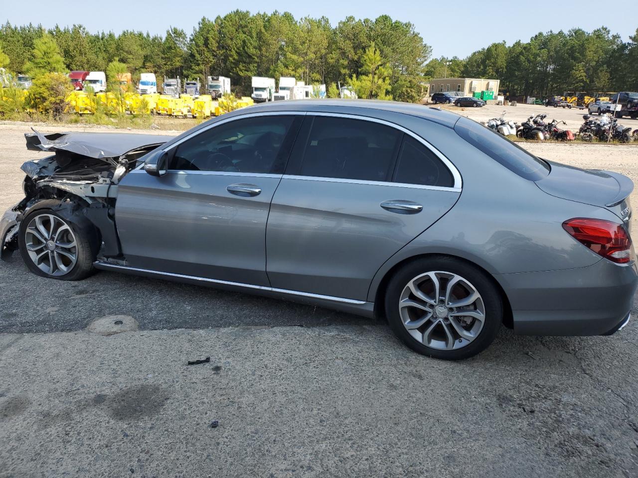 55SWF4JB0FU079405 2015 MERCEDES-BENZ C CLASS - Image 2