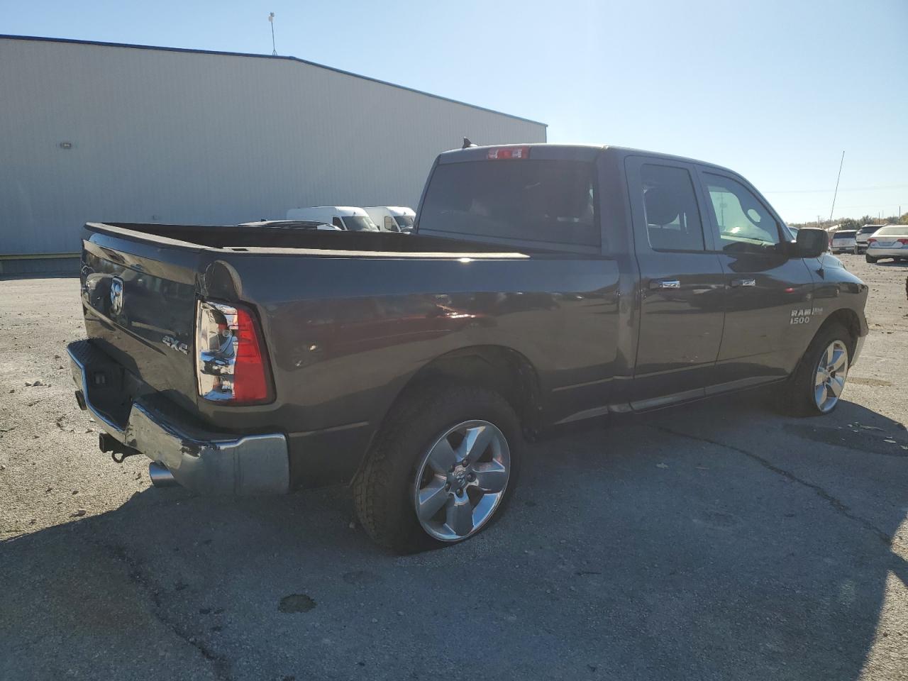2014 RAM 1500 - Image 3