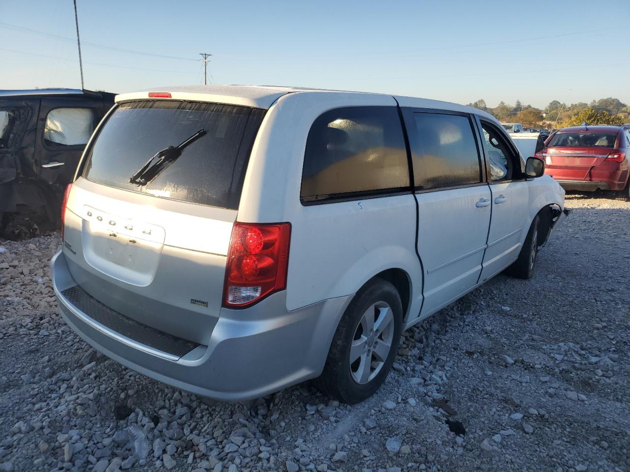 2013 Dodge Caravan - Image 3