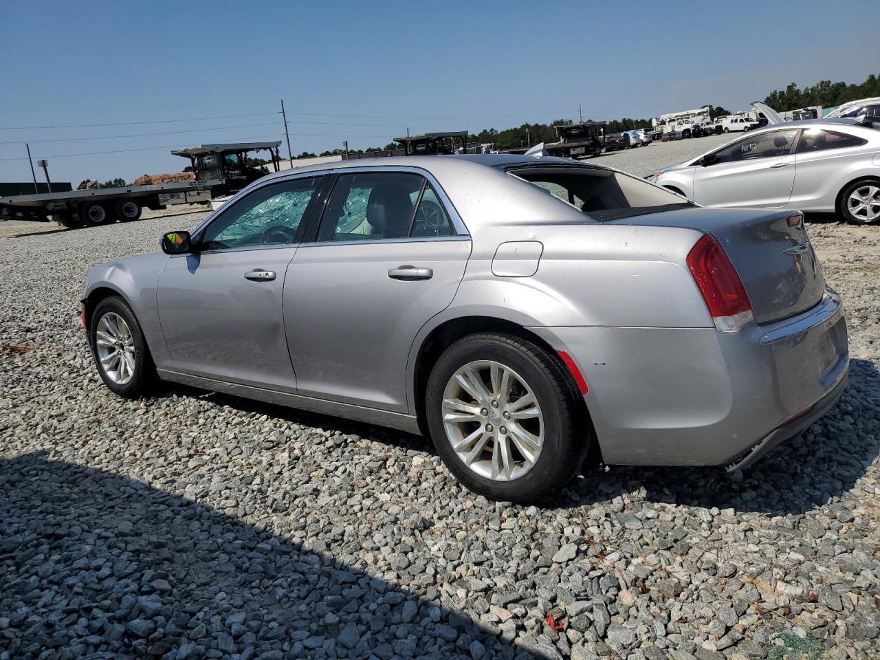 2017 Chrysler 300 Limited VIN: 2C3CCAAG1HH526719 Lot: 74763524