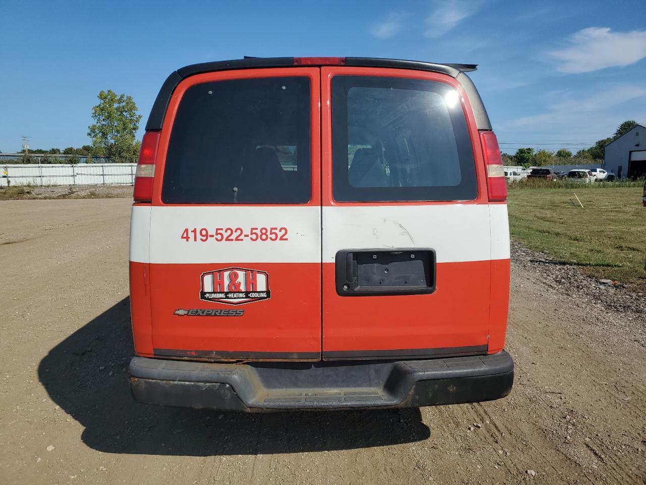 1GCGG25K581102481 2008 Chevrolet Express G2500