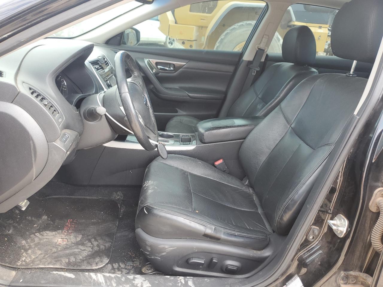2015 Nissan Altima - Image 7