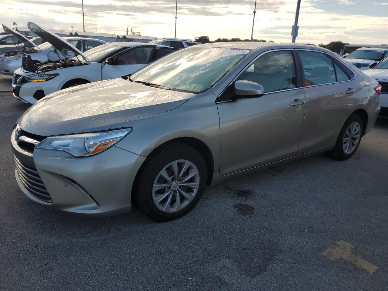 4T1BF1FK4FU027267 2015 TOYOTA CAMRY - Image 1