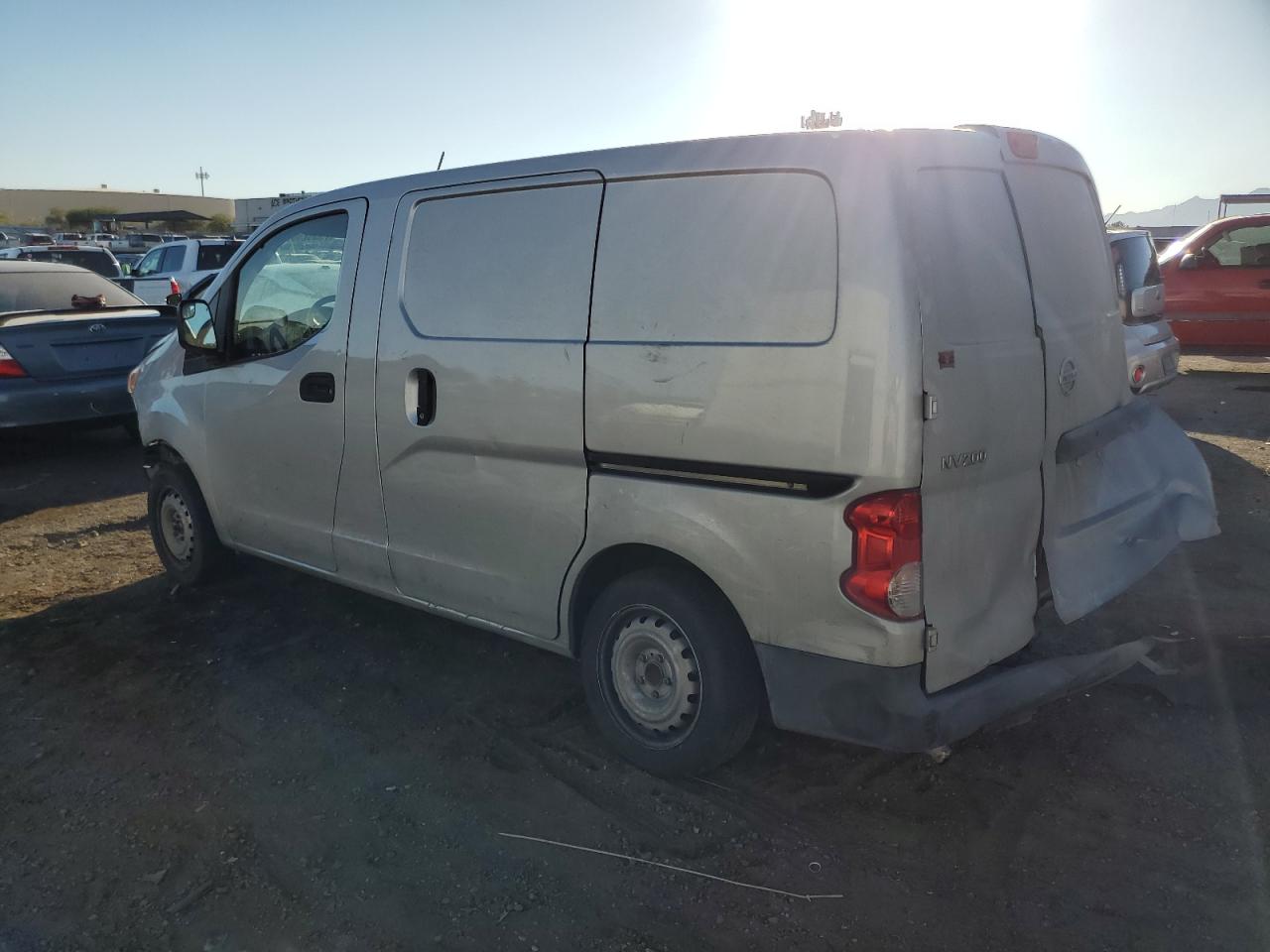 VIN 3N6CM0KN6KK698312 2019 NISSAN NV no.2