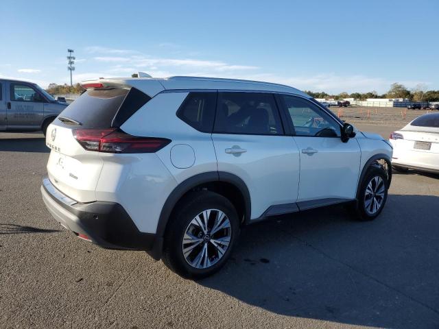  NISSAN ROGUE 2022 Белый