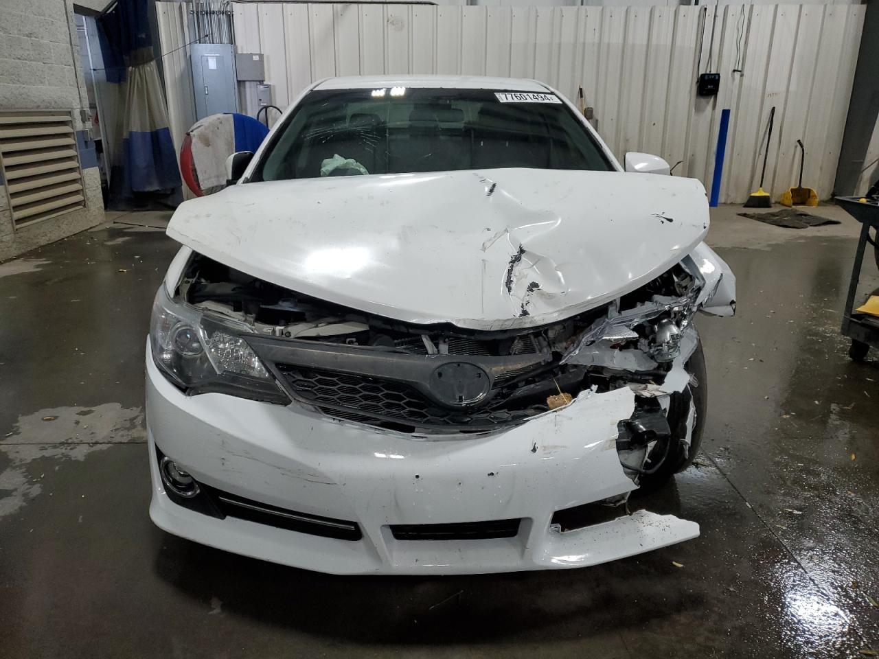 2014 Toyota Camry - Image 5