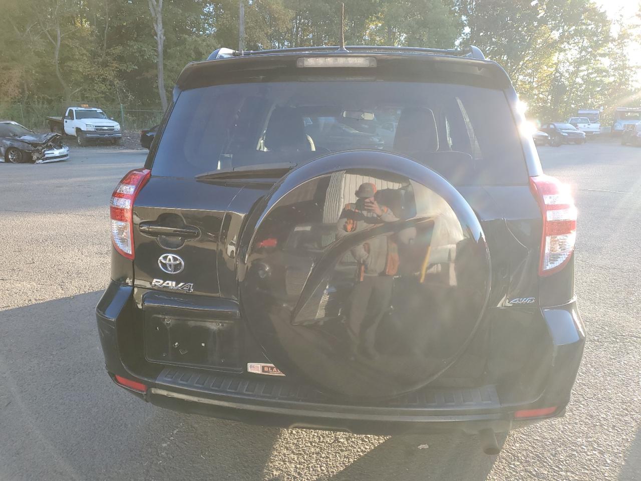 2T3BF4DV9CW213677 2012 Toyota Rav4