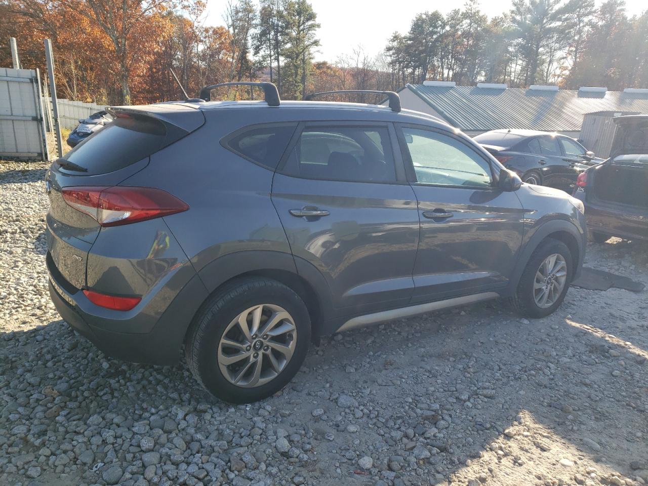 VIN KM8J3CA43HU345442 2017 HYUNDAI TUCSON no.3