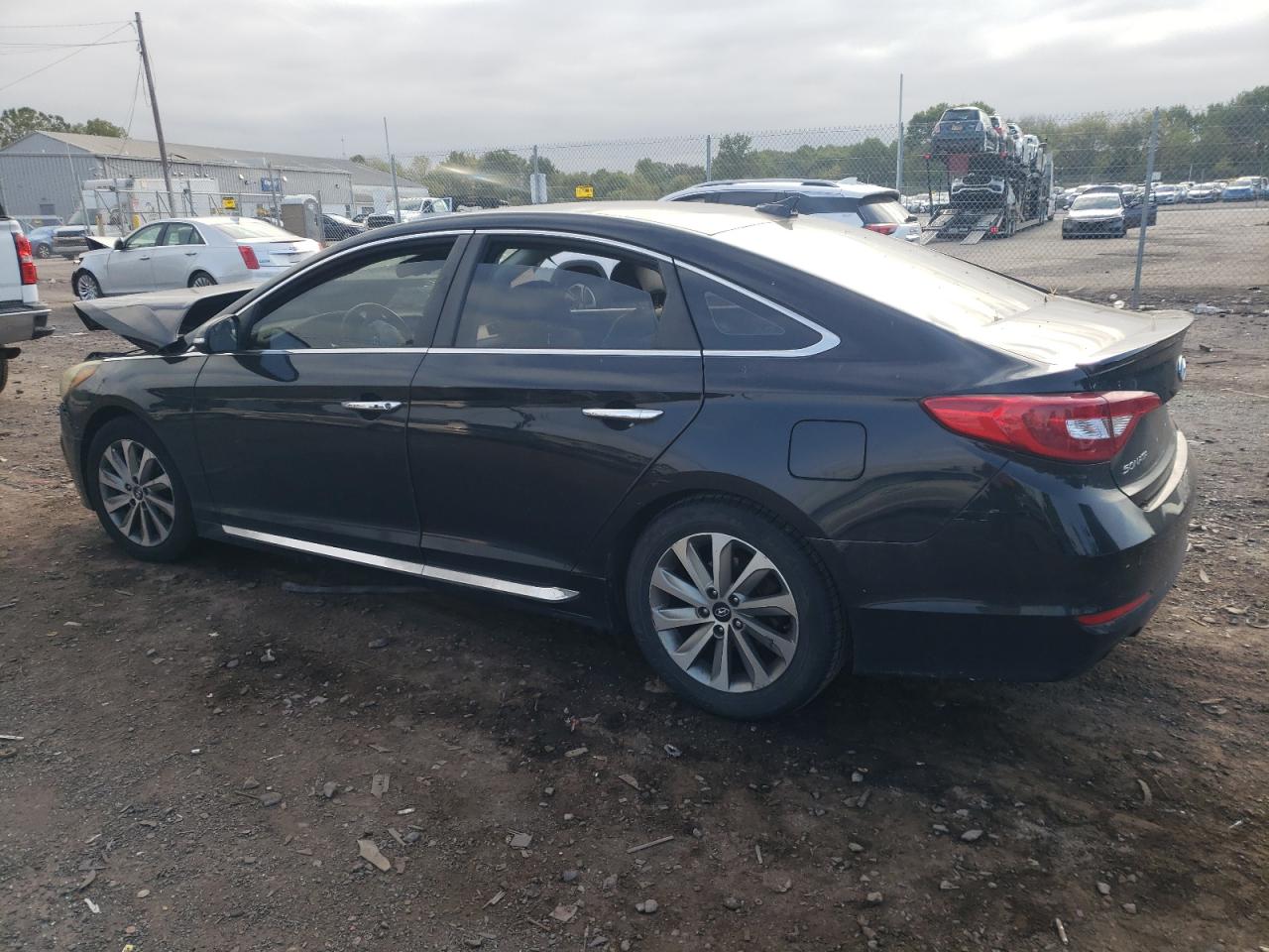 5NPE34AF8GH426023 2016 HYUNDAI SONATA - Image 2