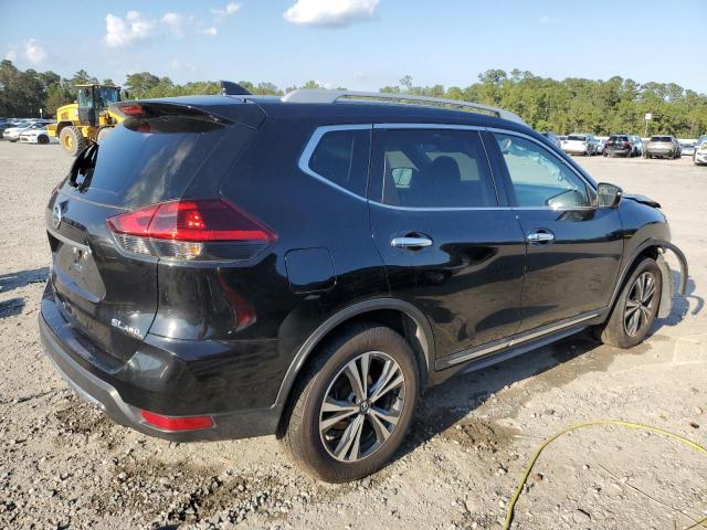  NISSAN ROGUE 2018 Чорний