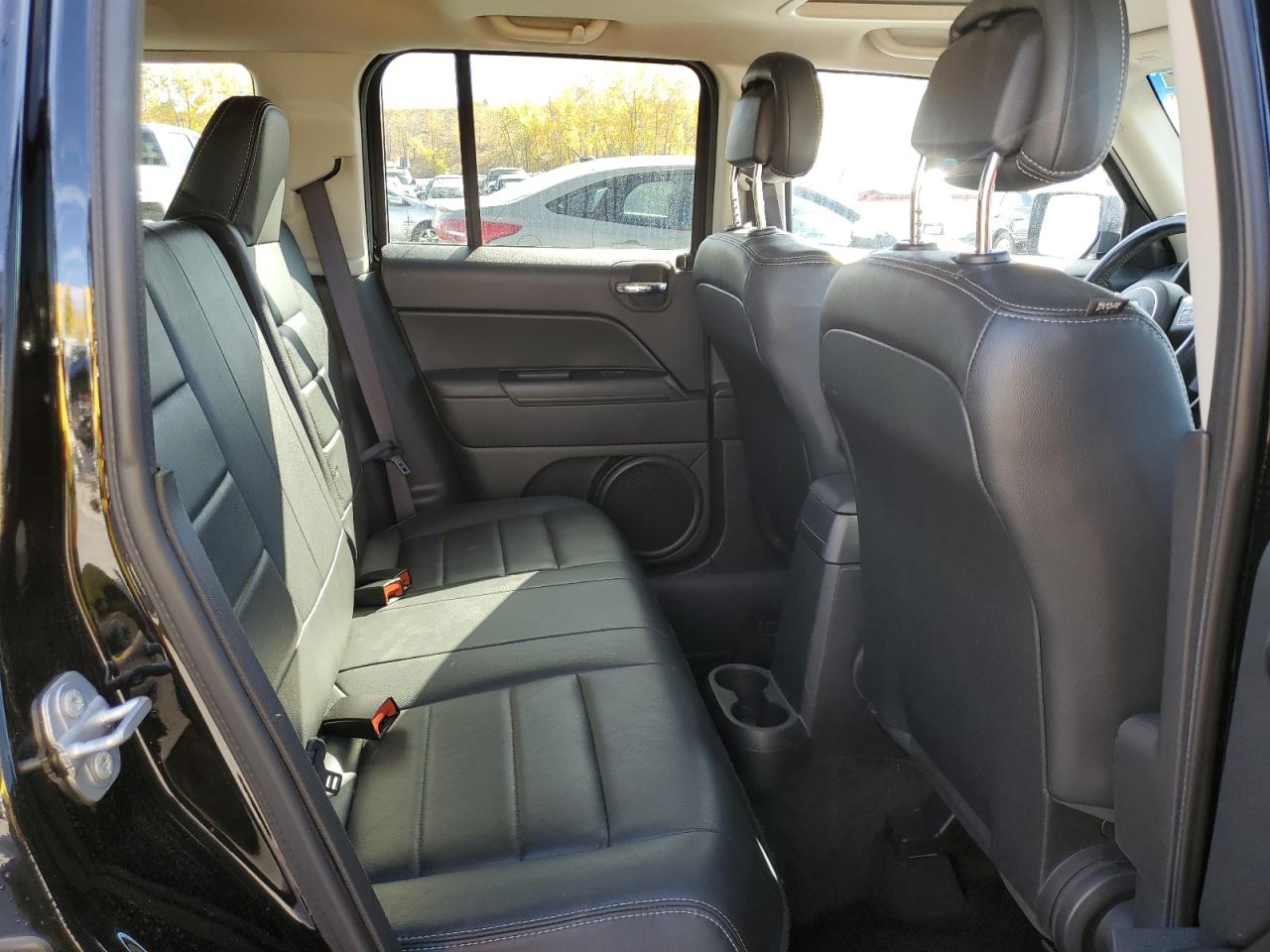 2017 Jeep Liberty (Patriot) - Image 11