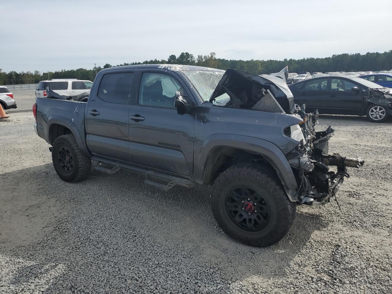 2021 Toyota Tacoma - Image 4